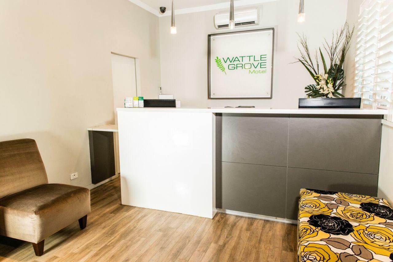 Wattle Grove Motel Пърт Екстериор снимка